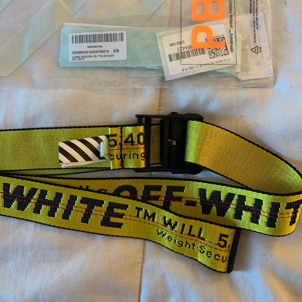 Off-white industrial belt